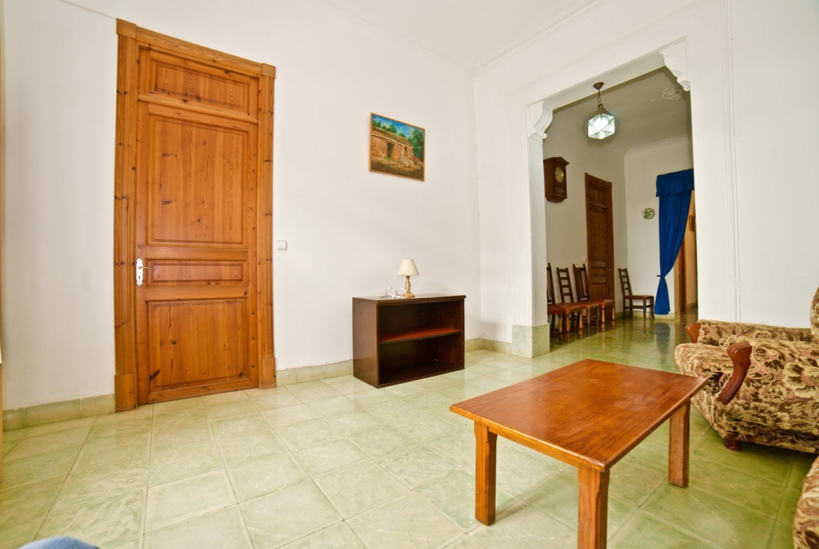 Village House for Rent in Campos with Courtyard and Terrace