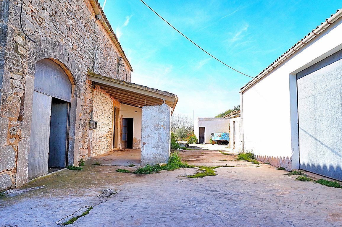 Casa de pueblo en Es Llombards, Santanyí – 4 hab. y 5.928 m² de parcela