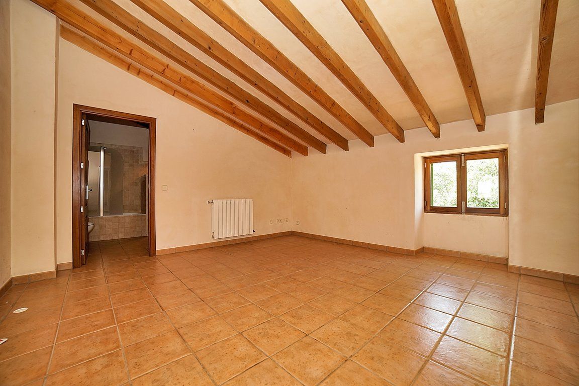 Country House with Pool for Rent Near Santanyí, Mallorca