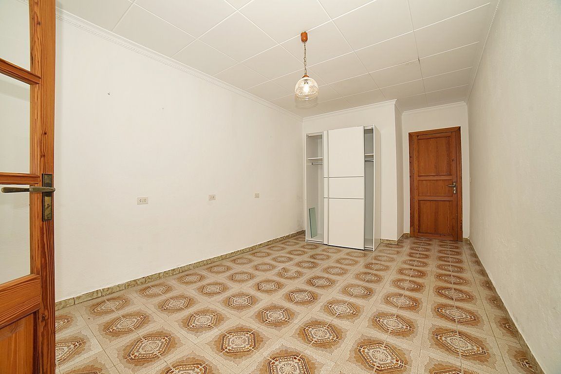 Dorfhaus mit Garten kaufen in Ses Salines – 4 Schlafzimmer