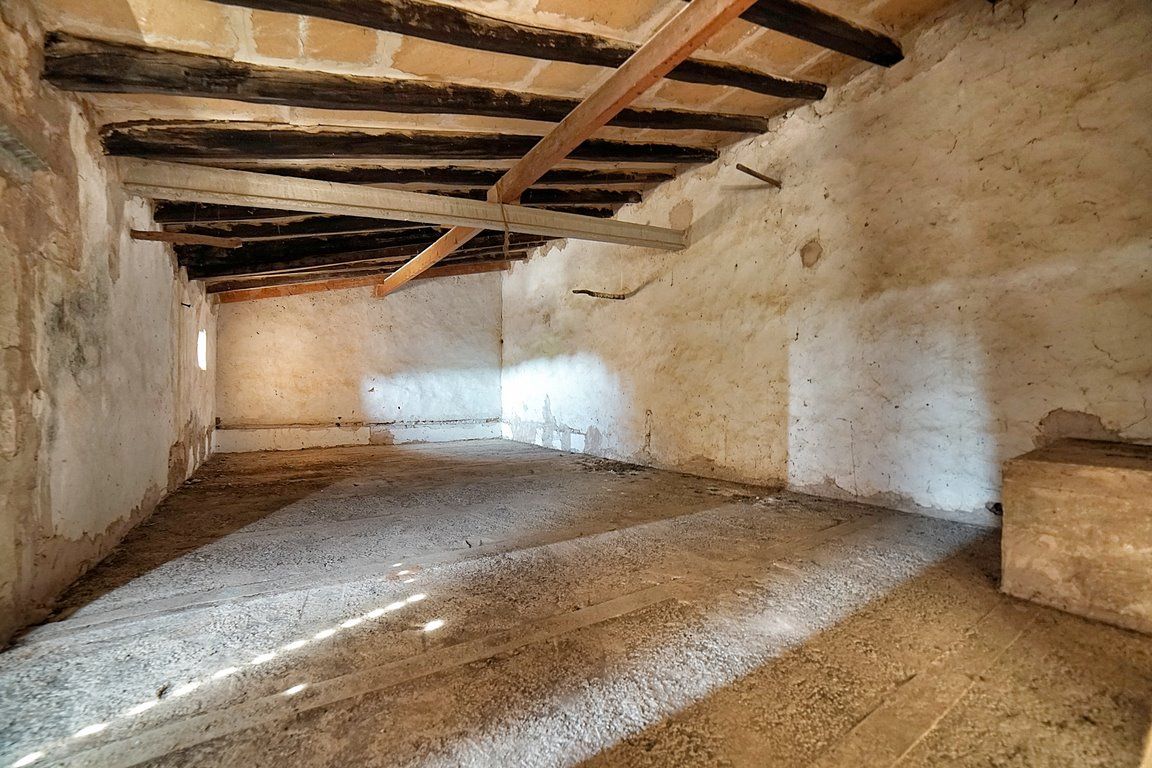 Country House to Renovate in Ses Salines, Southern Mallorca