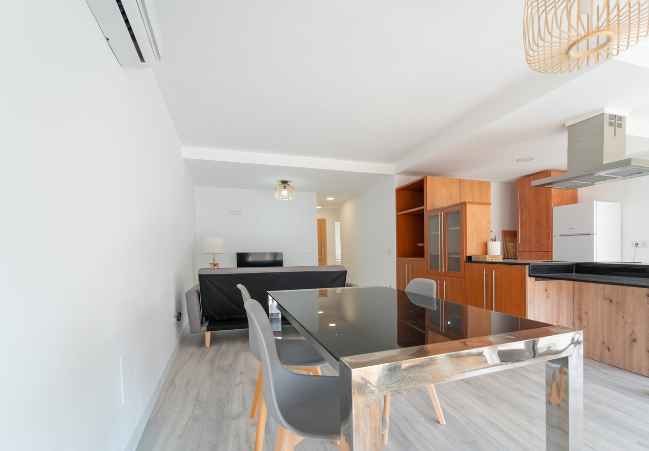 Renovated apartment with large terrace in Colonia de Sant Jordi