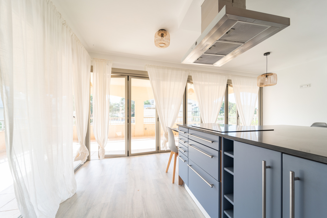 Renovated apartment with large terrace in Colonia de Sant Jordi