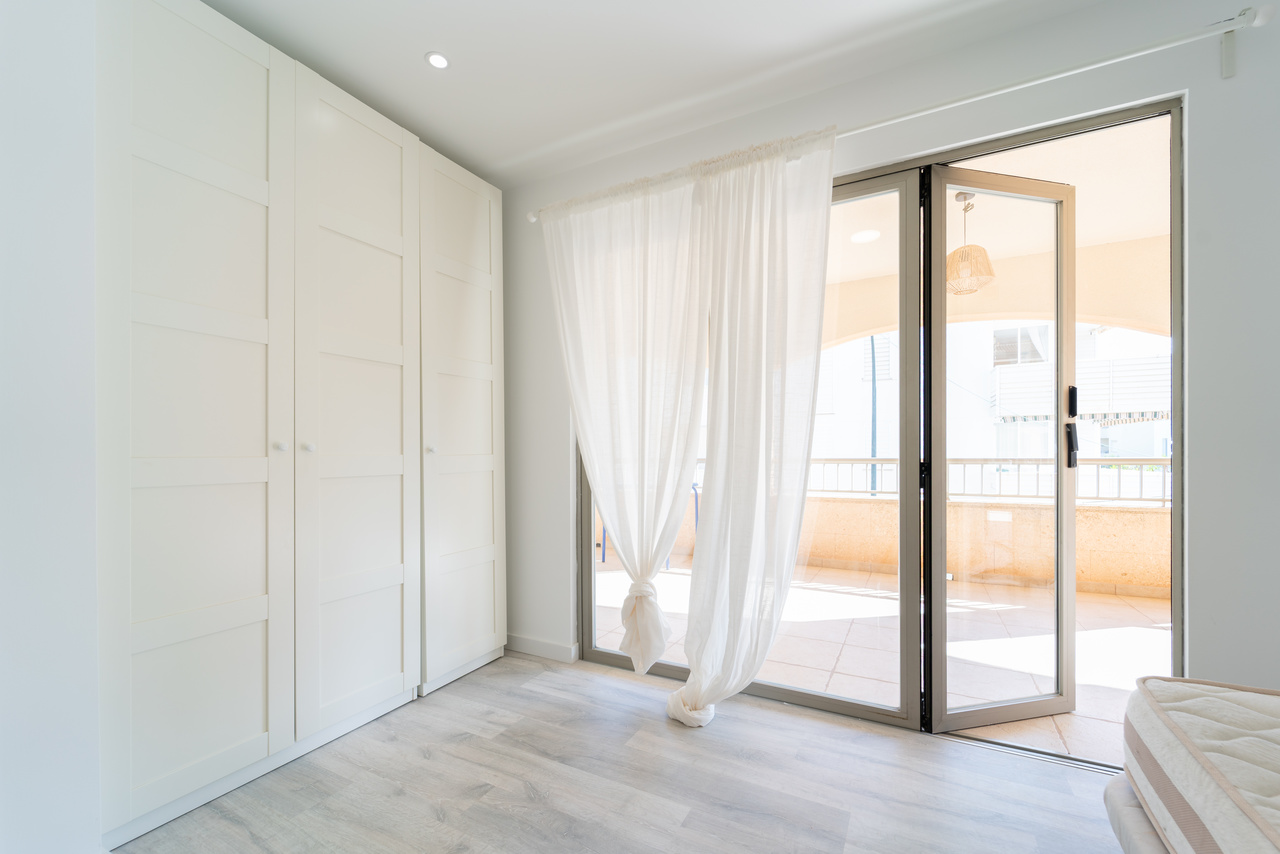 Renovated apartment with large terrace in Colonia de Sant Jordi