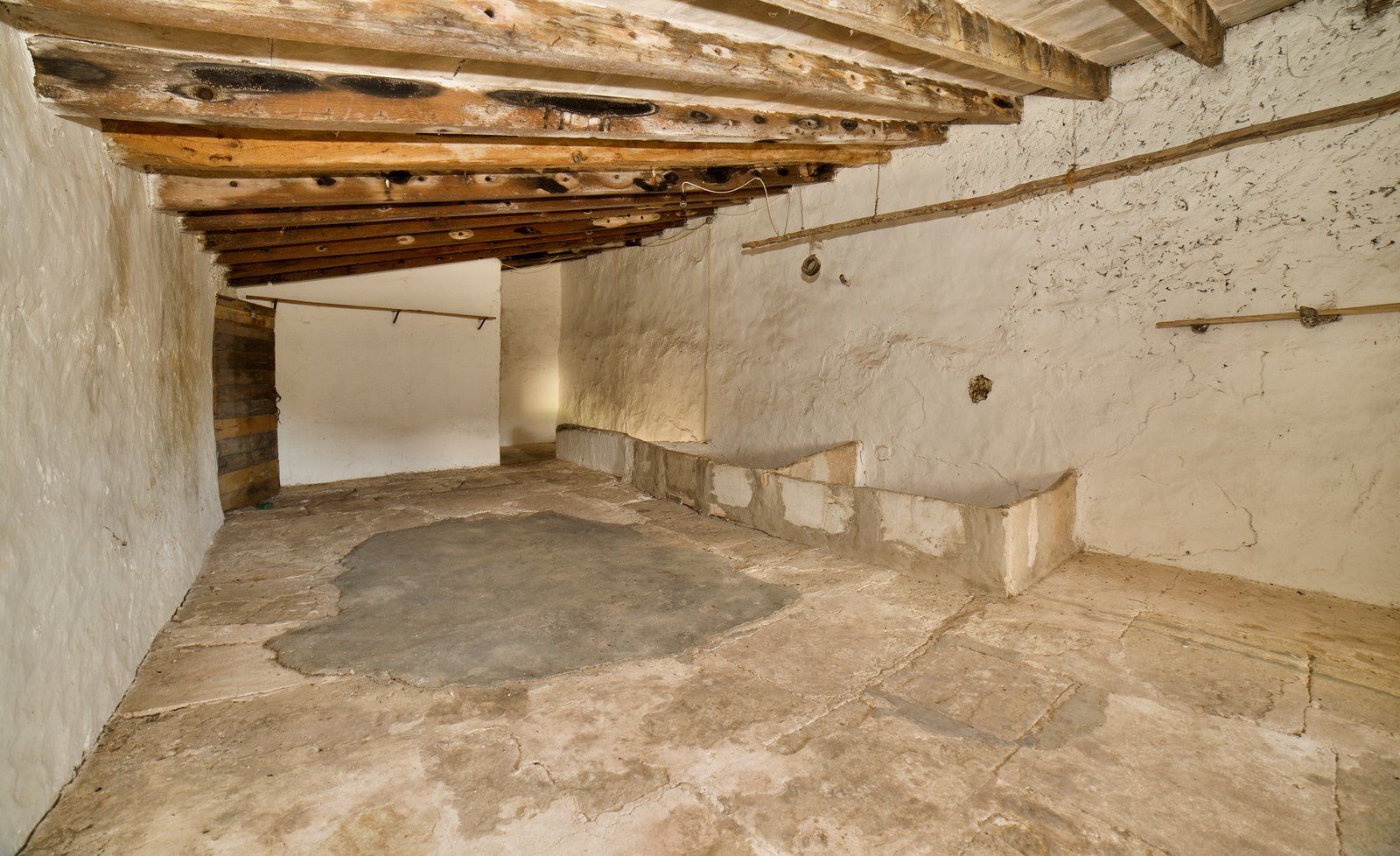 Centuries-Old Stone Farmhouse for Sale Near Es Carritxó, Felanitx