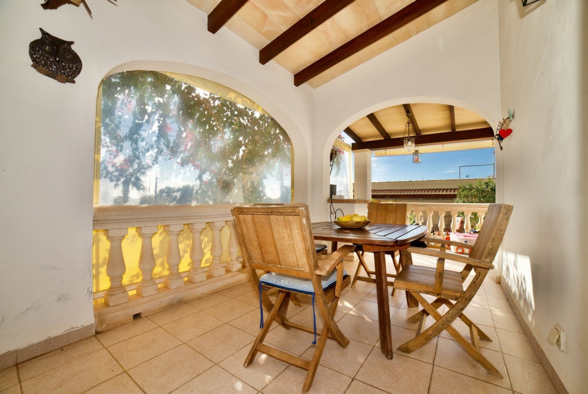 Chalet amueblado en alquiler cerca de Cala Santanyí con jardín