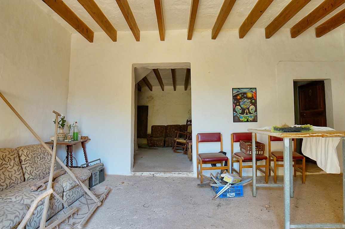 Landhaus zum Renovieren in Ses Salines: Finca-Projekt auf Mallorca