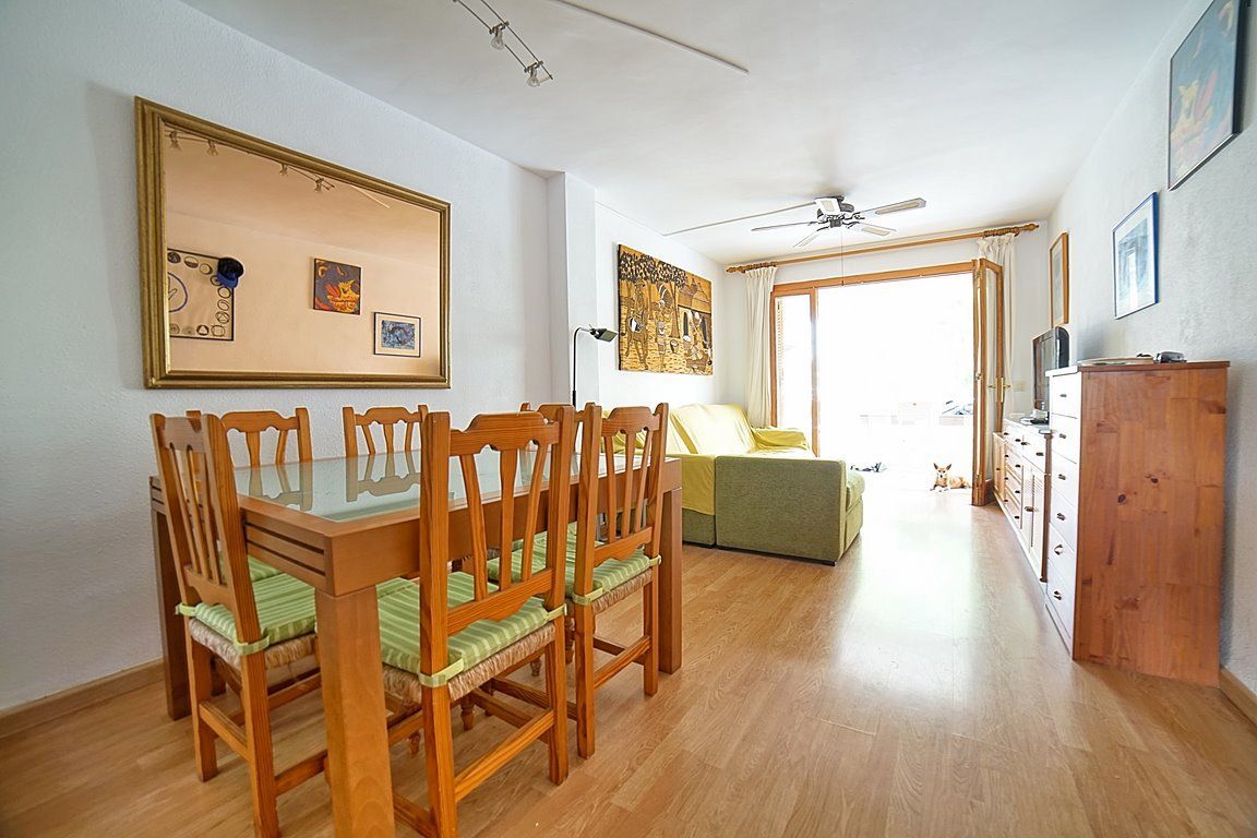 Geräumige Wohnung mit Terrasse am Hafen in Colonia de Sant Jordi