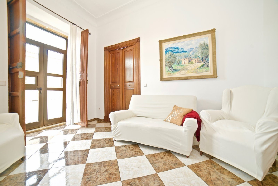 Furnished Ground-Floor Apartment for Rent in Ses Salines