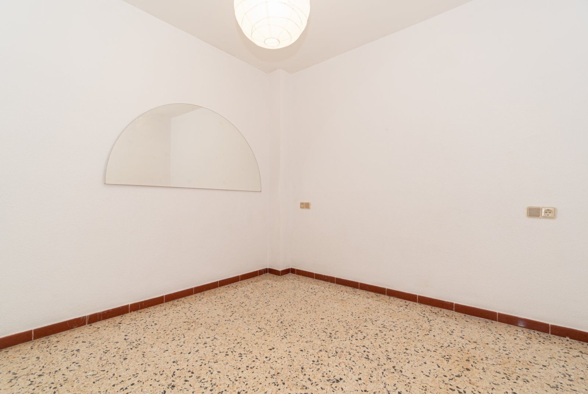 Sea View Apartment with Terrace on Palma’s Paseo Marítimo