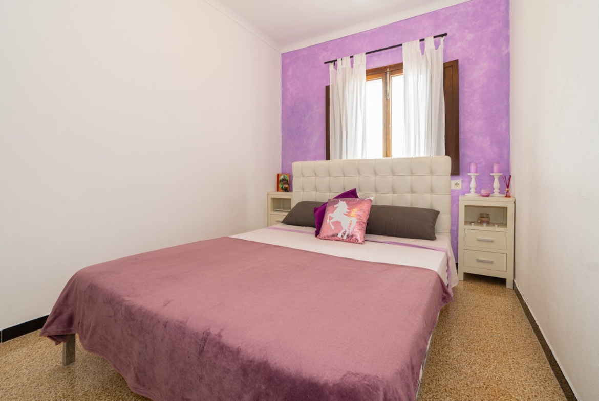 Dorfhaus mit Patio in Ses Salines, 5 Schlafzimmer, 216 m²