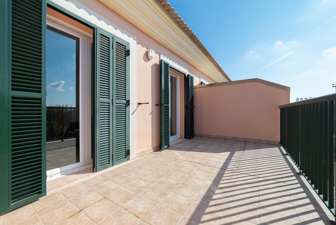 Geräumiges Haus mit Garten in Ses Salines, 4 Schlafzimmer