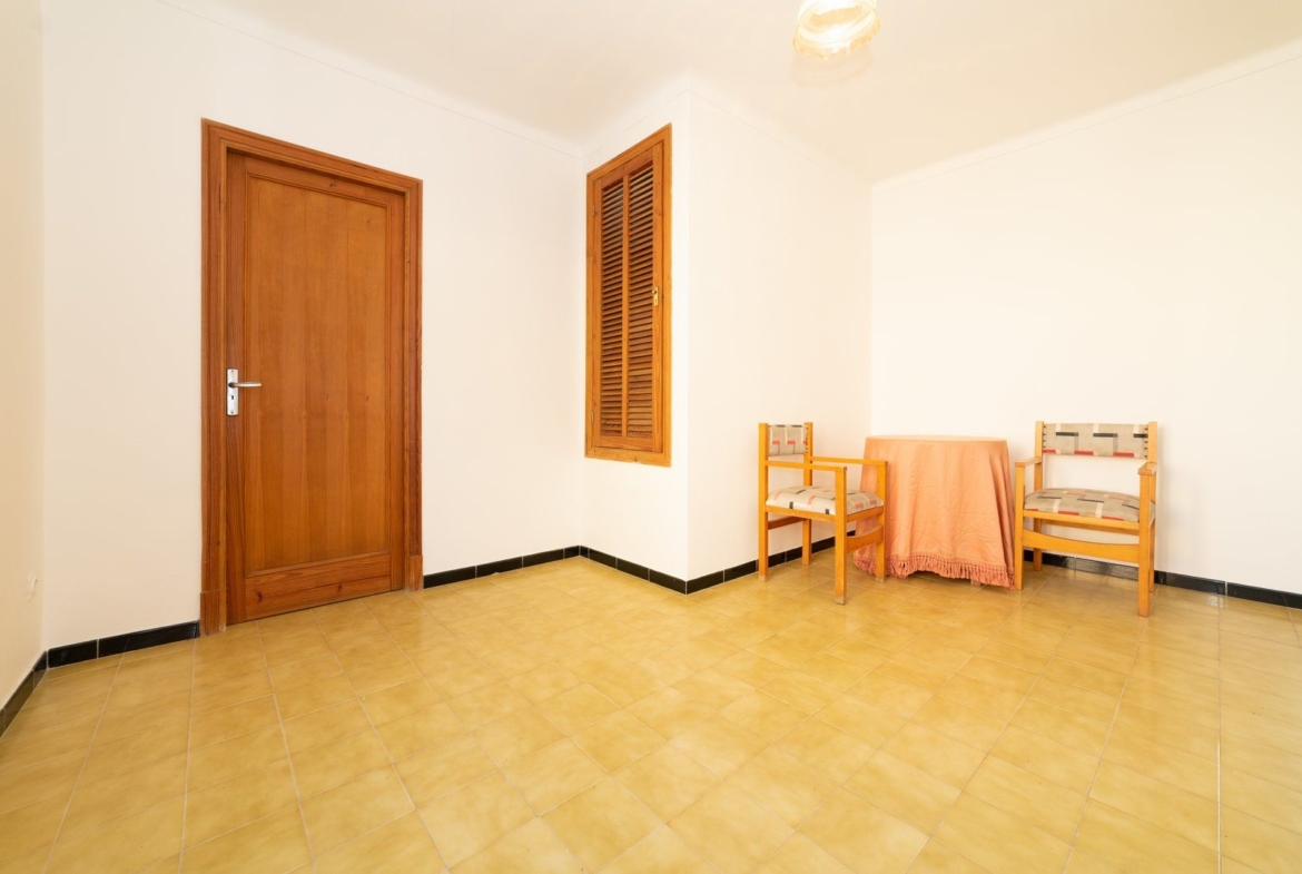 Townhouse for Rent in Ses Salines with Rooftop Terrace