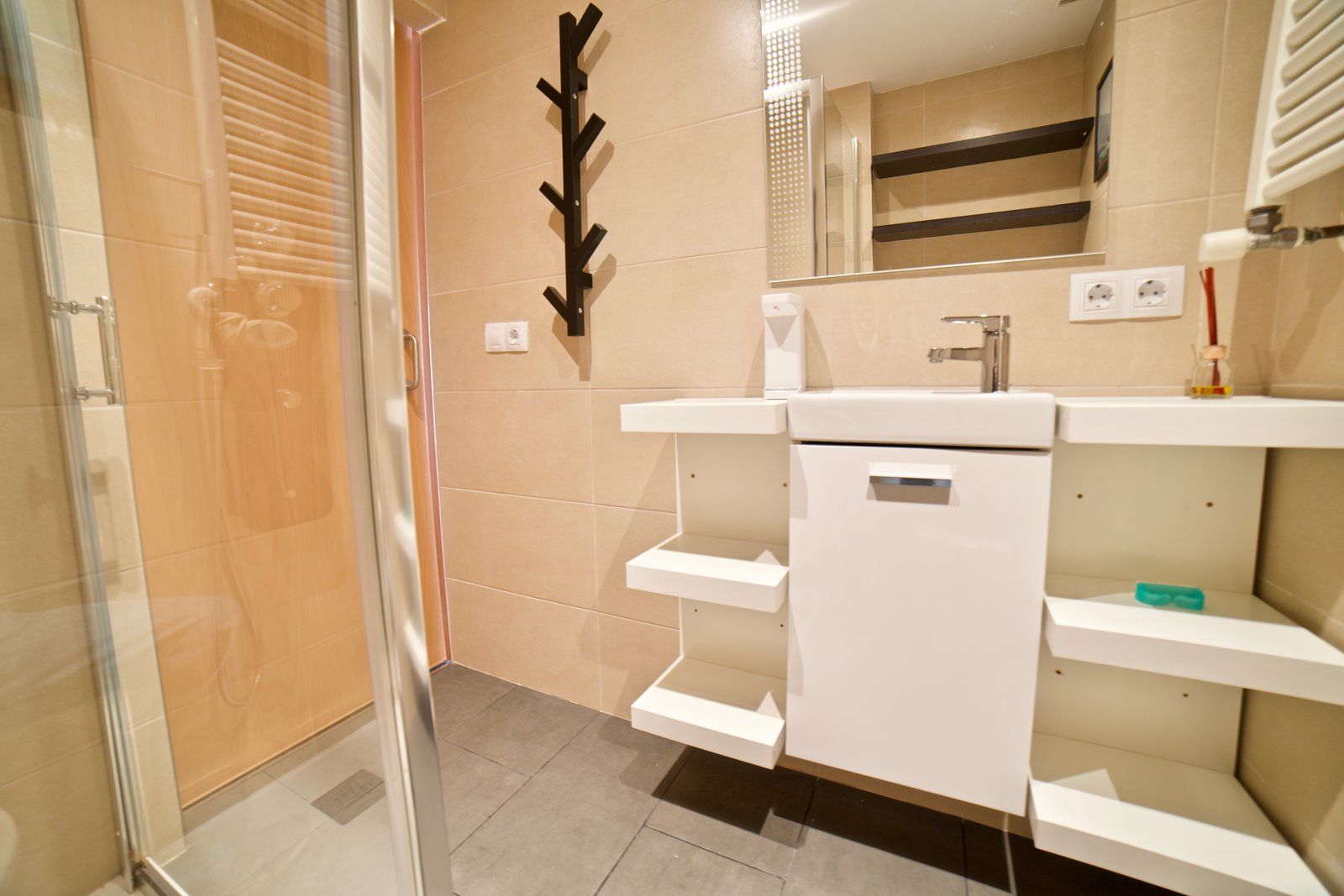 17-2011-Villasyfincasmallorca.jpg Planta baja con terraza y piscina comunitaria en Campos