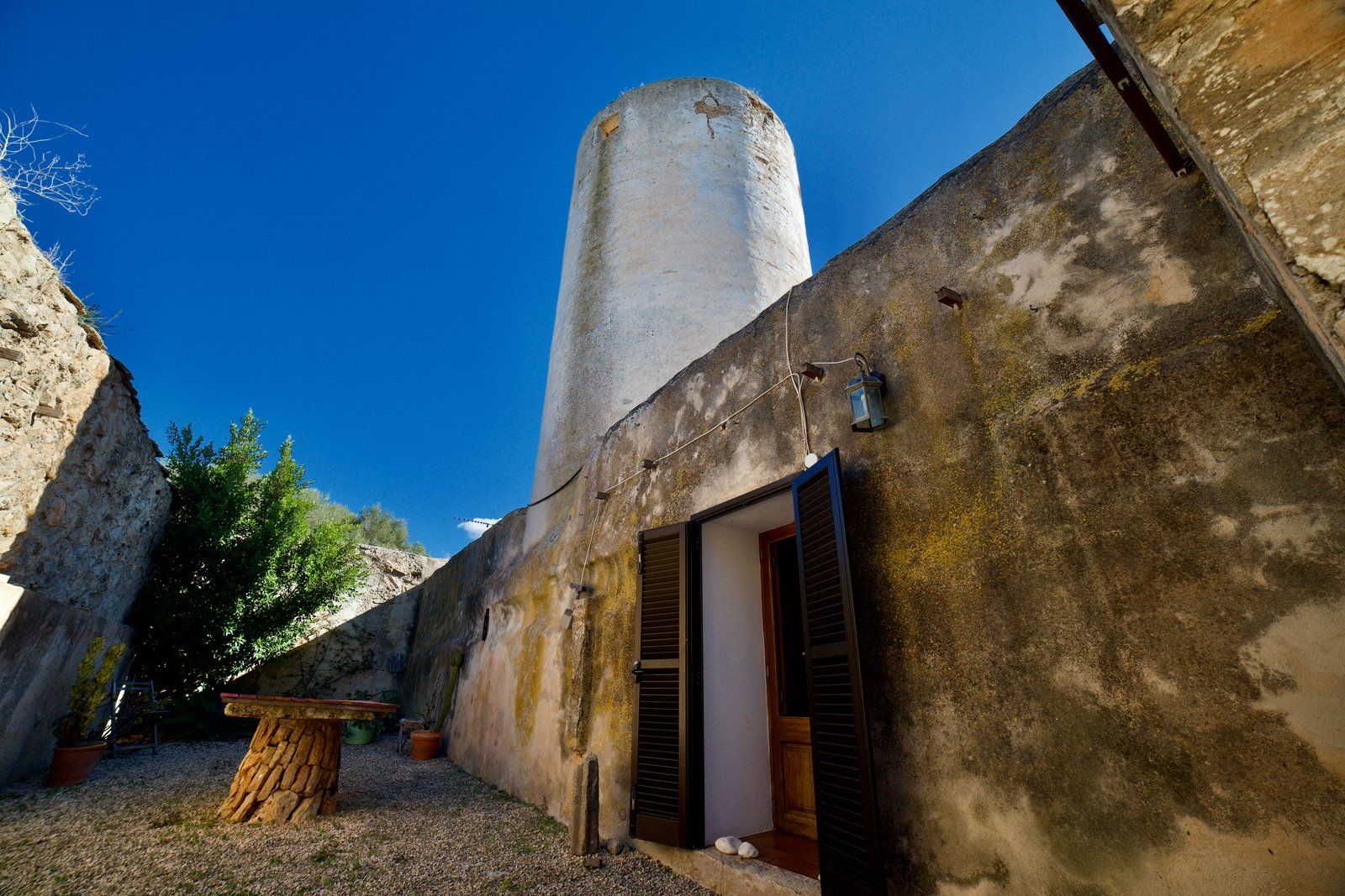 17-2032-Villasyfincasmallorca-1.jpeg Restored Windmill with Garden, Pool & Guest House in Ses Salines