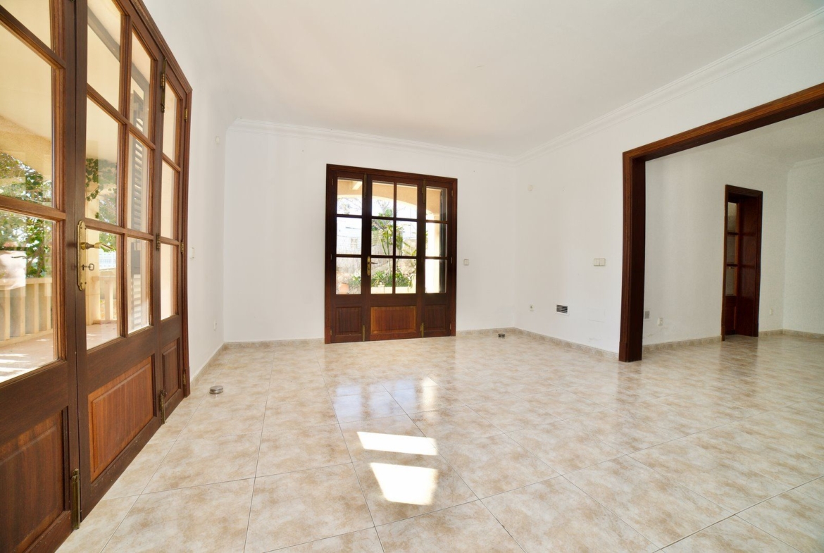 Sea View Ground-Floor Apartment for Rent in Cala Santanyí