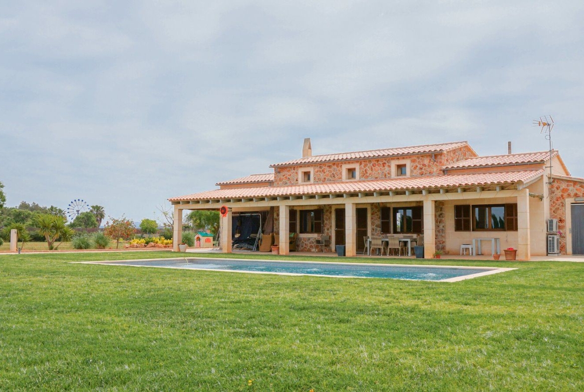 Country Home Near Es Trenc Beach With Pool | Campos