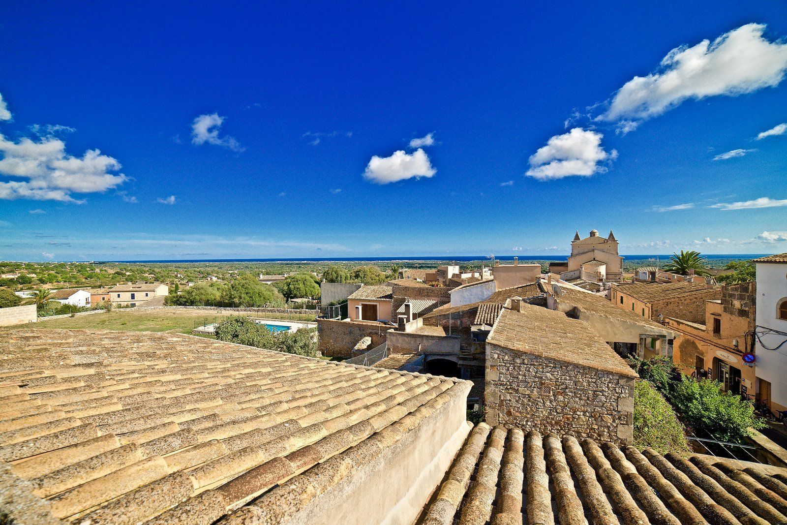 Stadthaus mit Meerblick in s’Alquería Blanca, Santanyí