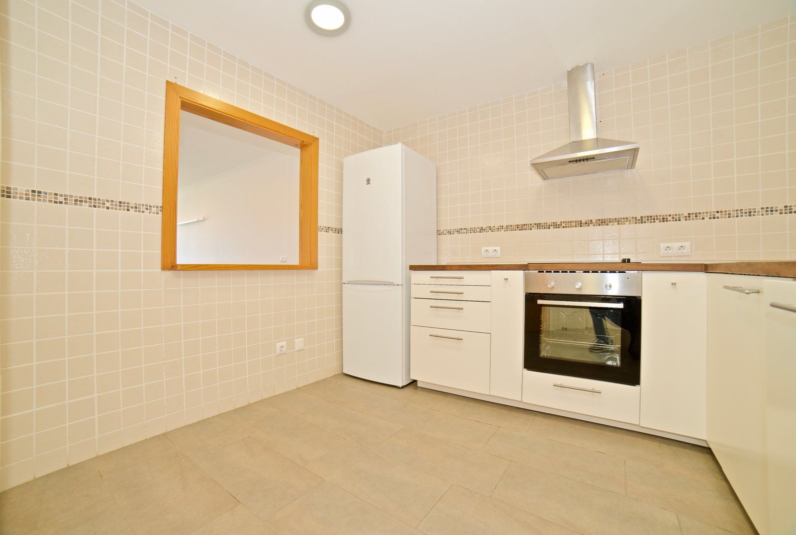 Piso moderno en Campos con balcón, parking y trastero