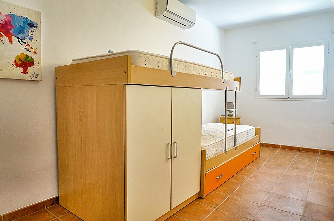 Casa adosada moderna en venta en Ses Salines, Mallorca