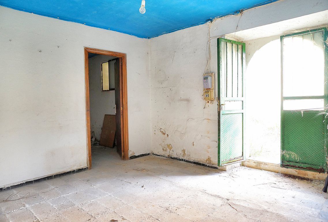 Casa de pueblo centenaria con jardín en Ses Salines