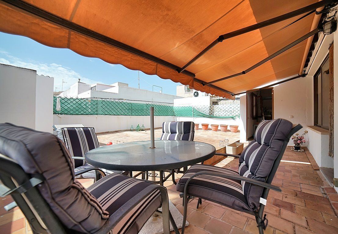 Alquiler de gran piso en Colonia de Sant Jordi: 168 m² y terraza de 100 m²