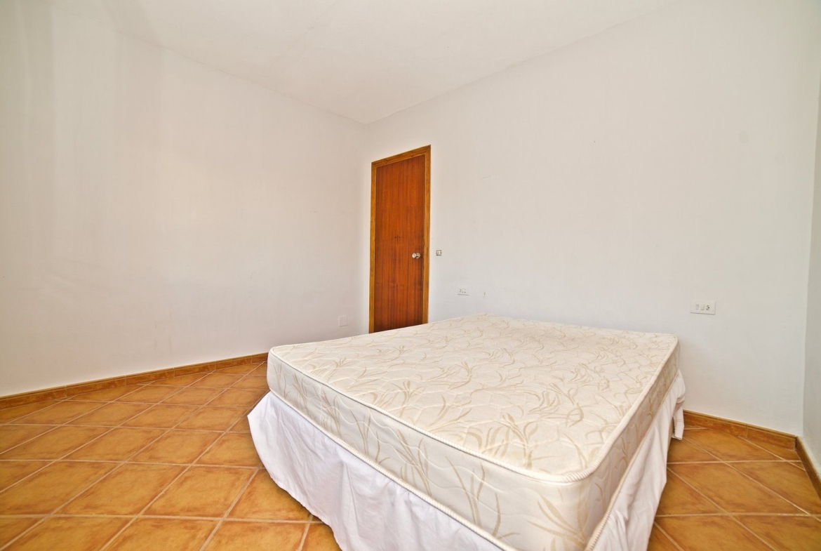 Chalet reformado en Cala Llombards a 700 m de la playa