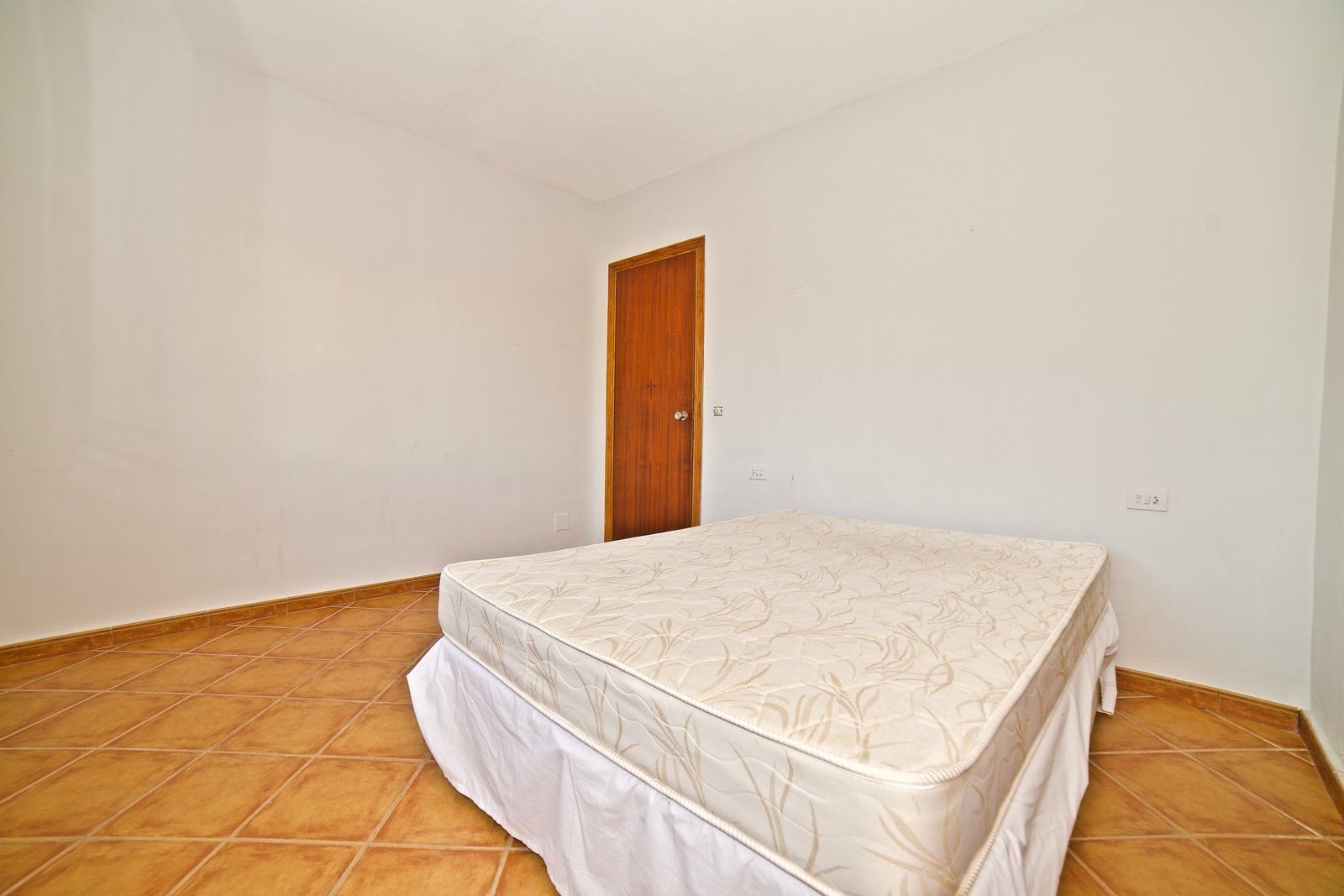 Chalet reformado en Cala Llombards a 700 m de la playa