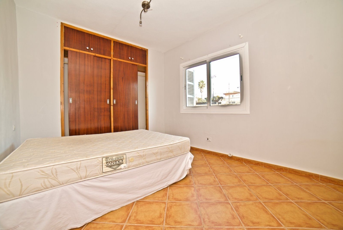Chalet reformado en Cala Llombards a 700 m de la playa
