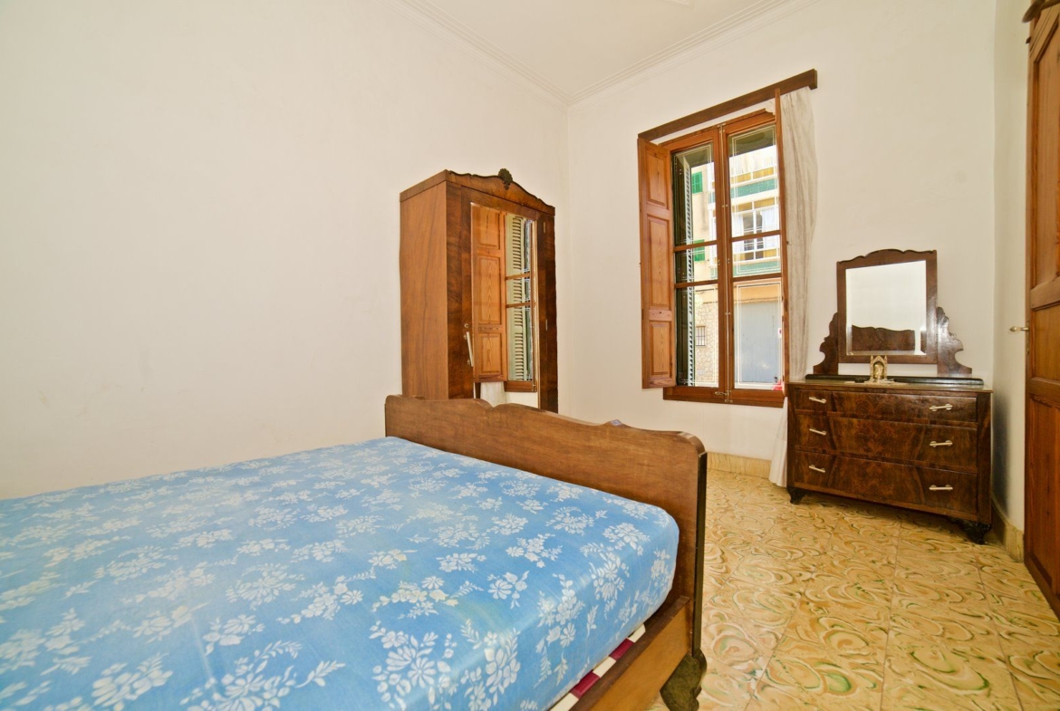 Stadthaus mit Garten und Garage in Campos, Mallorca