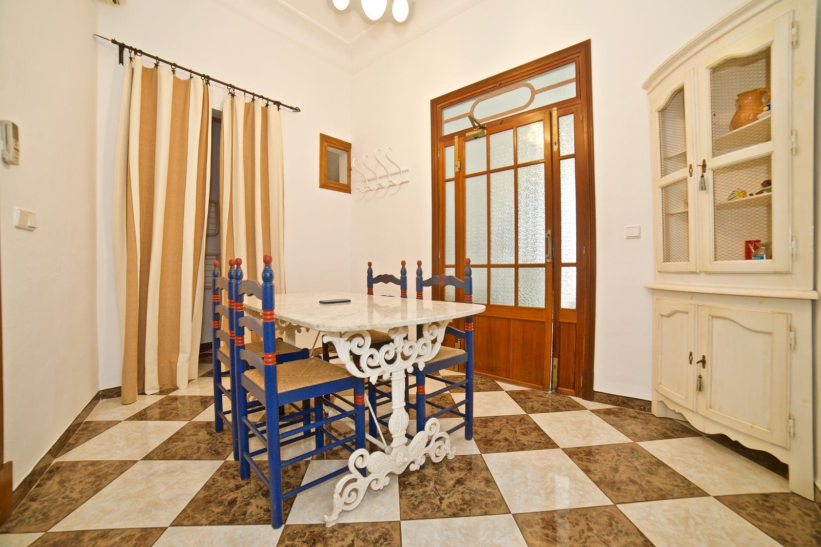 18-1186-Villasyfincasmallorca.jpg Furnished Ground-Floor Apartment for Rent in Ses Salines