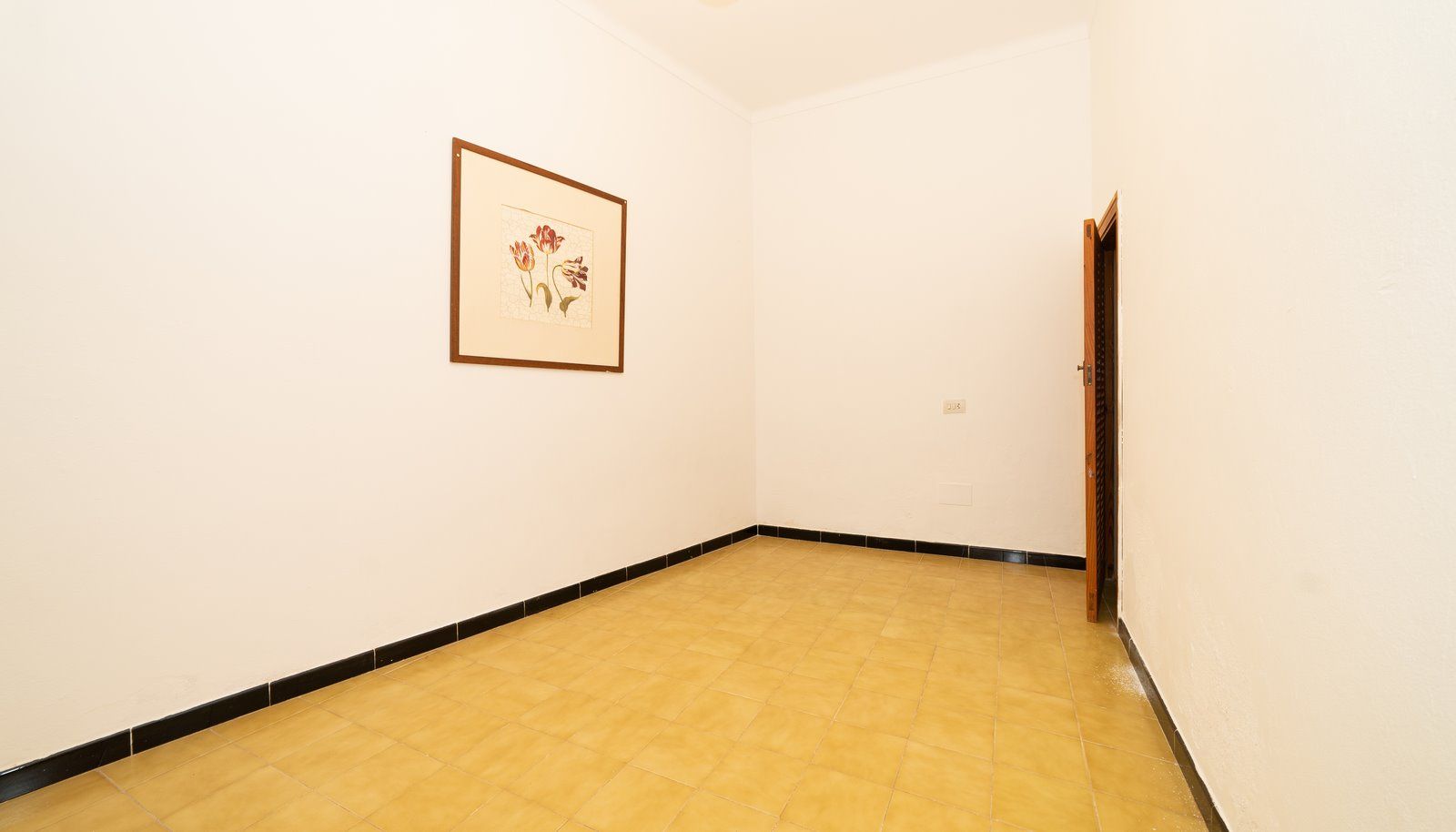18-1234-Villasyfincasmallorca.jpg Village House with Potential for Sale in Ses Salines, Mallorca