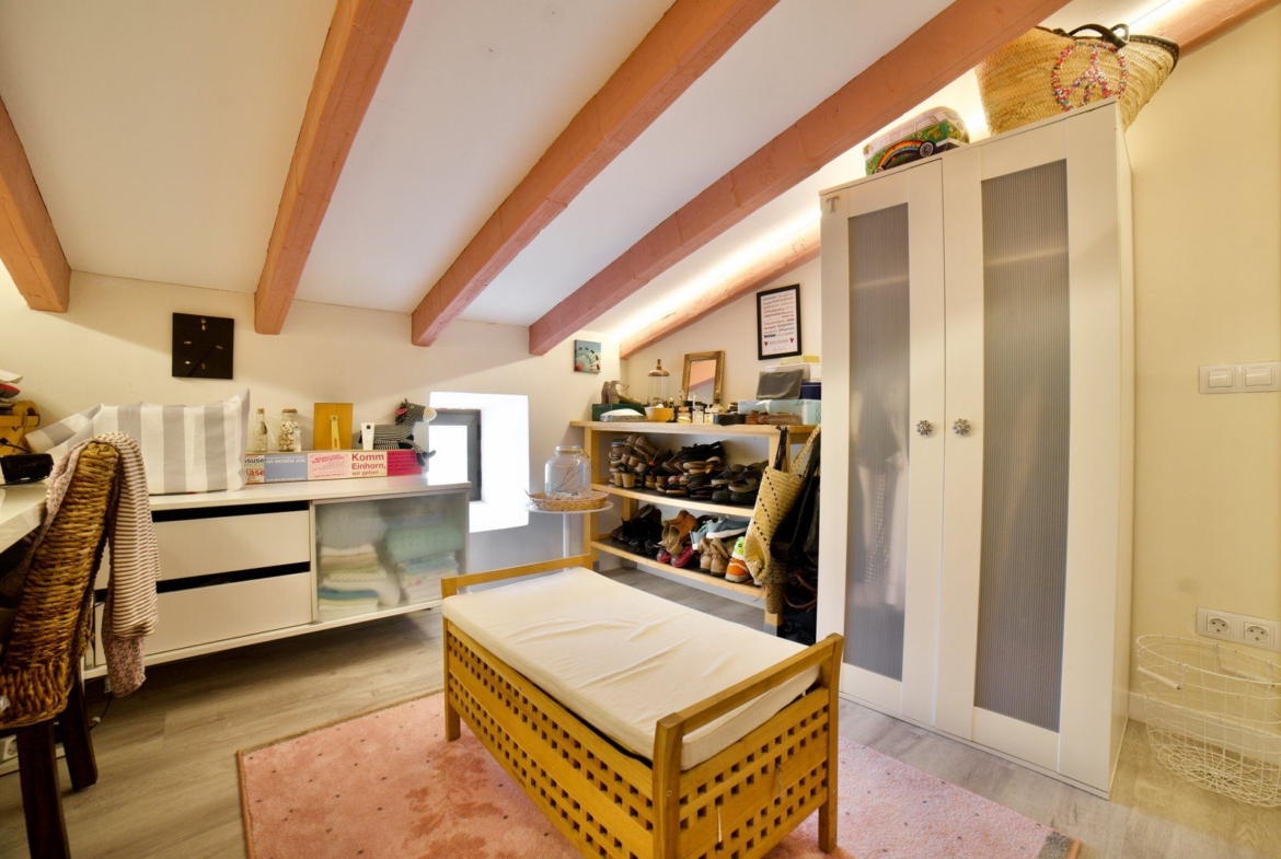 Renovated Village House with Garden for Rent in Ses Salines
