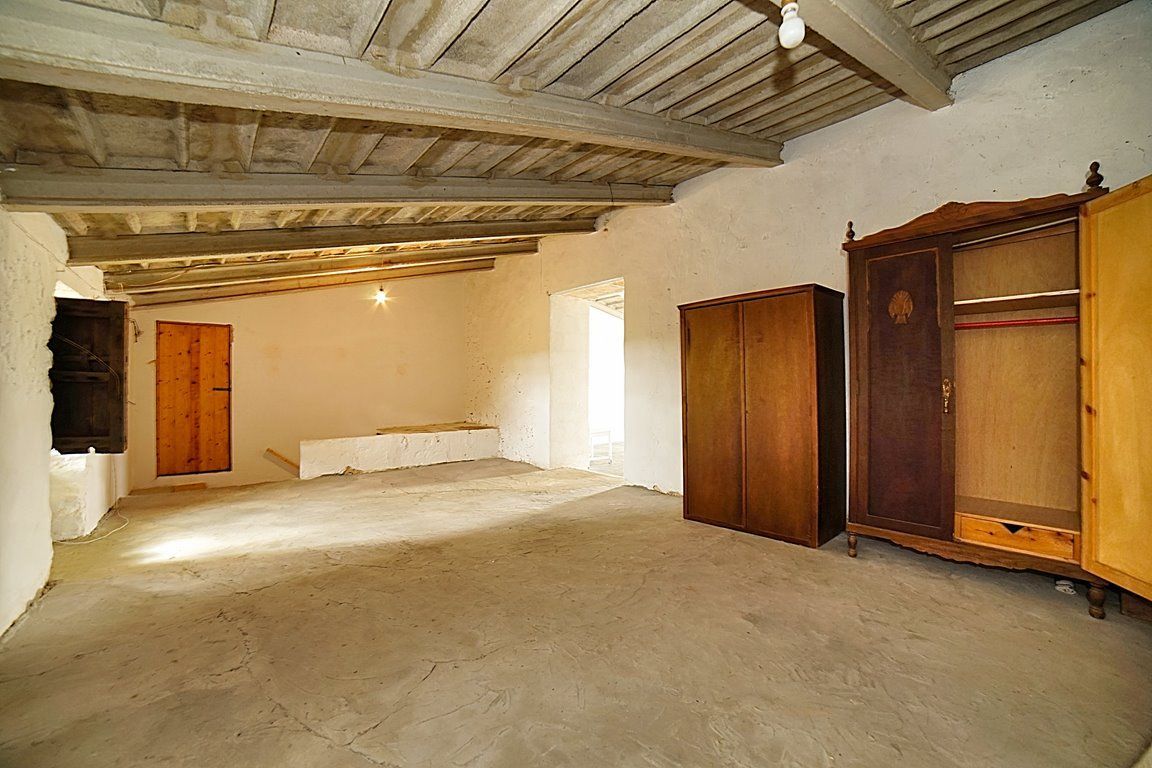 Casa de pueblo con jardín y piscina en alquiler, Es Llombards