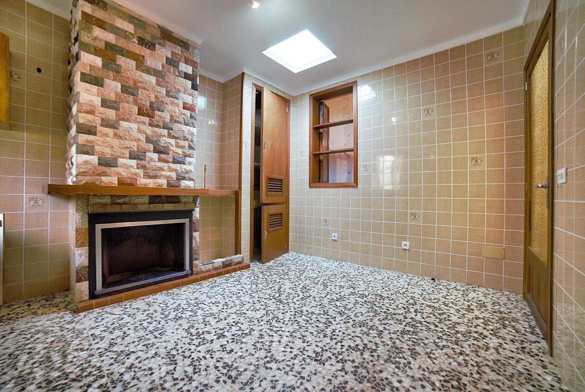 Casa de pueblo en alquiler en Es Llombards con patio y chimenea