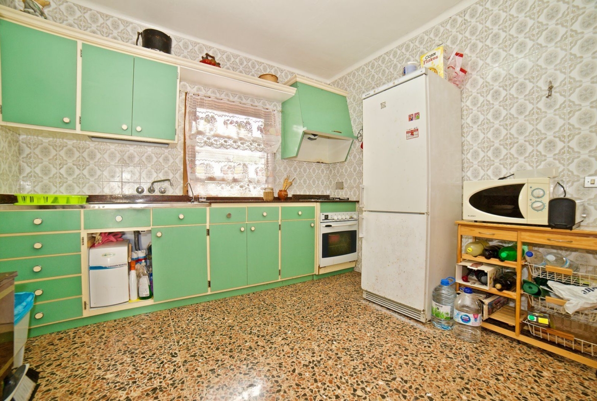 Spacious House With Garden & Terraces in Cala Santanyí, 3 Min to Beach