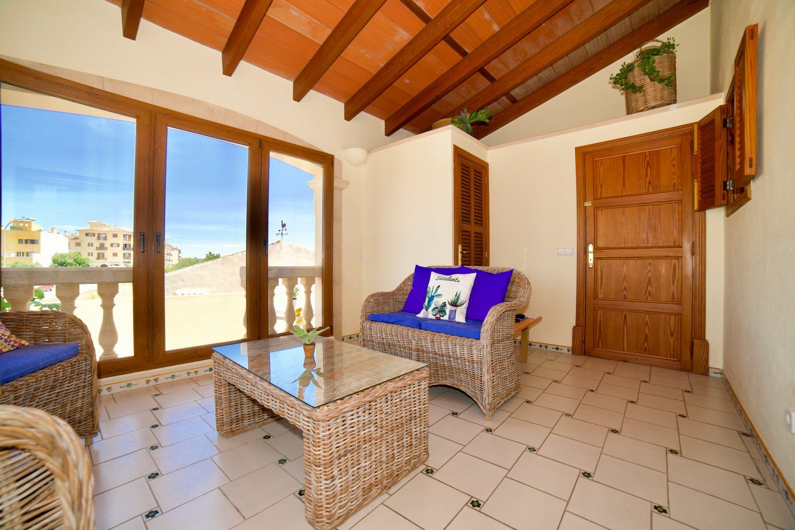 19-1161-Villasyfincasmallorca.jpg Penthouse zur Miete in Campos: 4 Schlafzimmer, 205 m²