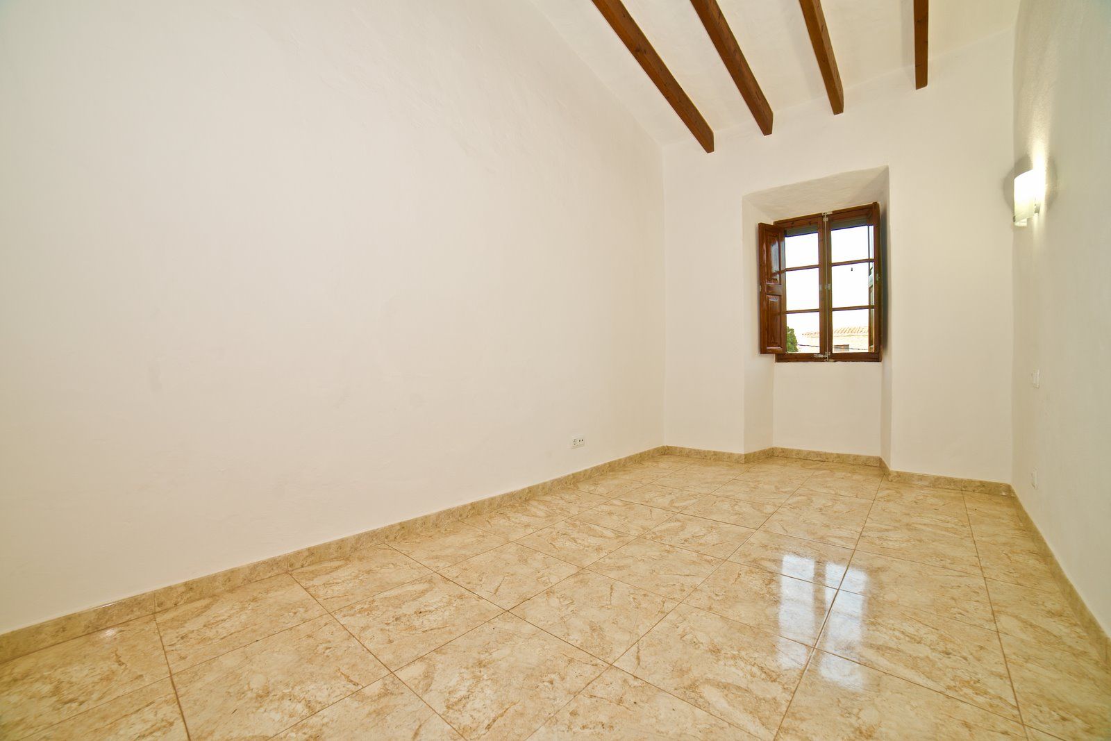 19-1177-Villasyfincasmallorca.jpg Renovated Village House with Garden & Garage in Santanyí