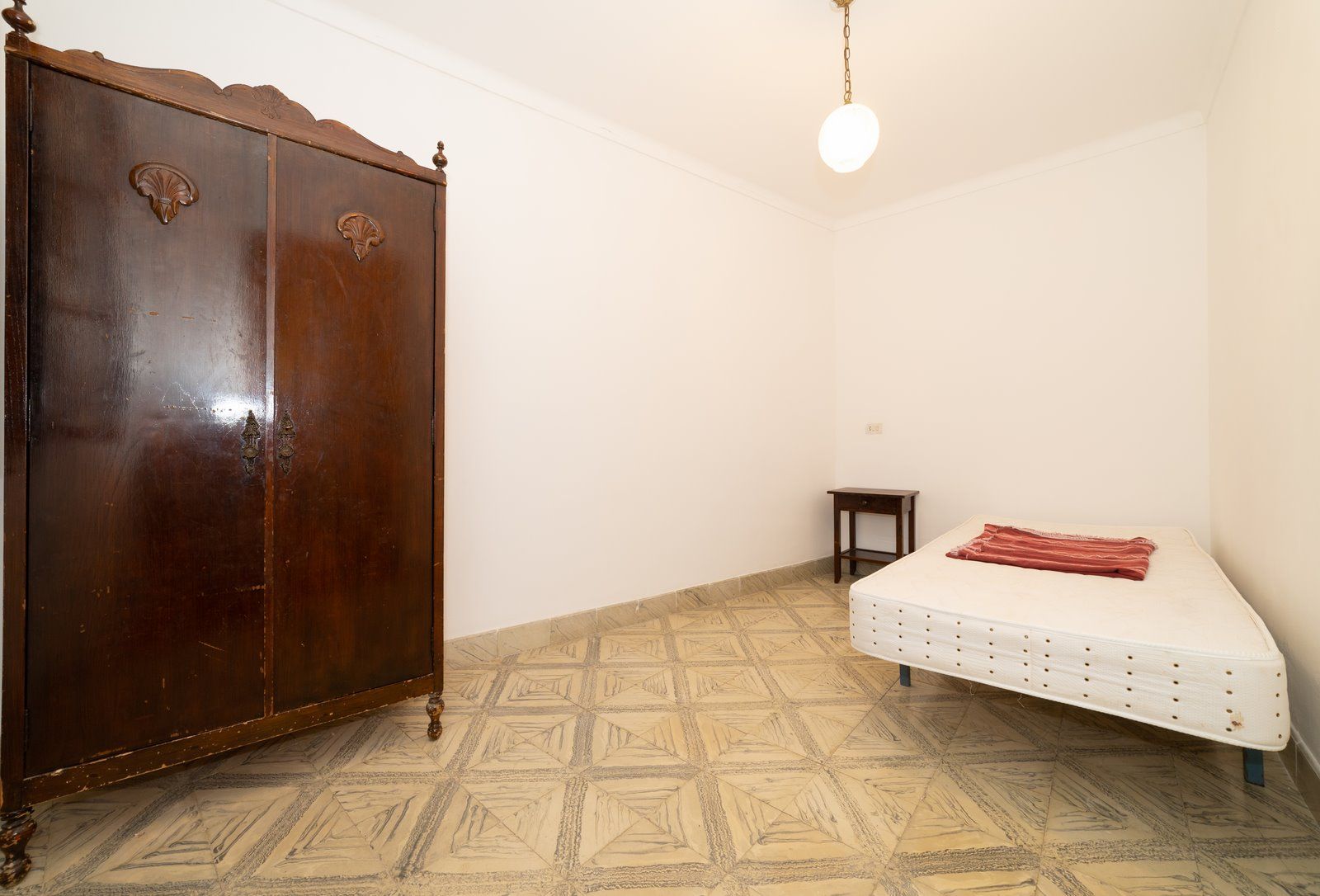 19-1234-Villasyfincasmallorca.jpg Village House with Potential for Sale in Ses Salines, Mallorca