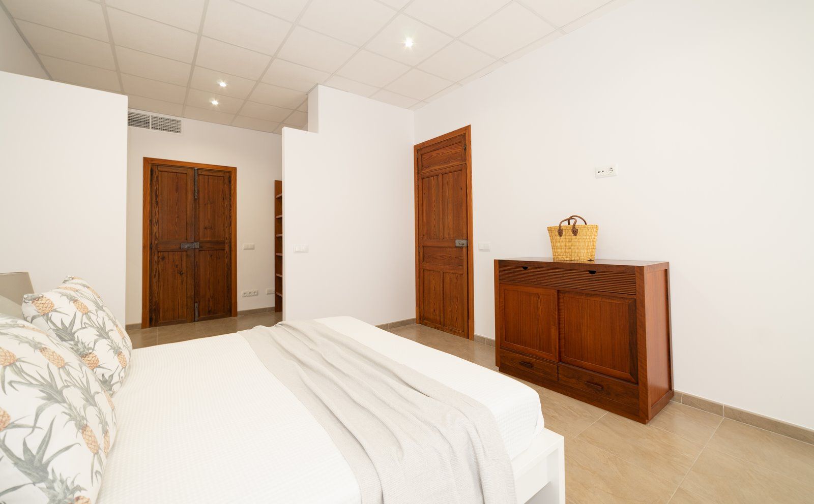 19-1250-Villasyfincasmallorca.jpg Piso amueblado en alquiler en el centro de Campos, Mallorca