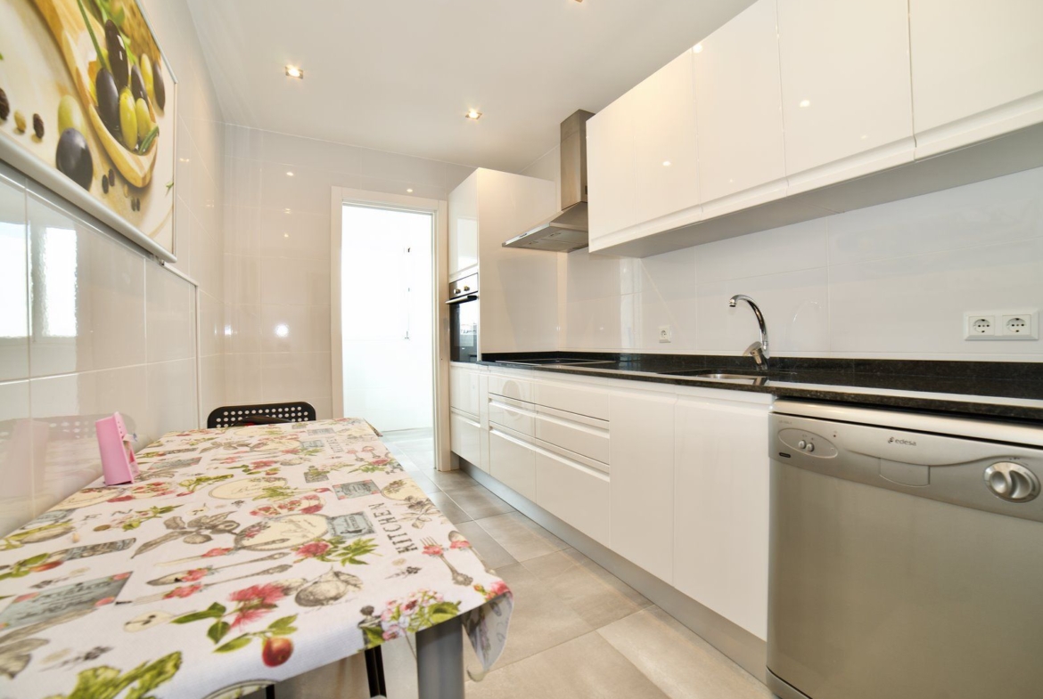 Renovierte Wohnung mit Meerblick und Terrasse in Colonia de Sant Jordi