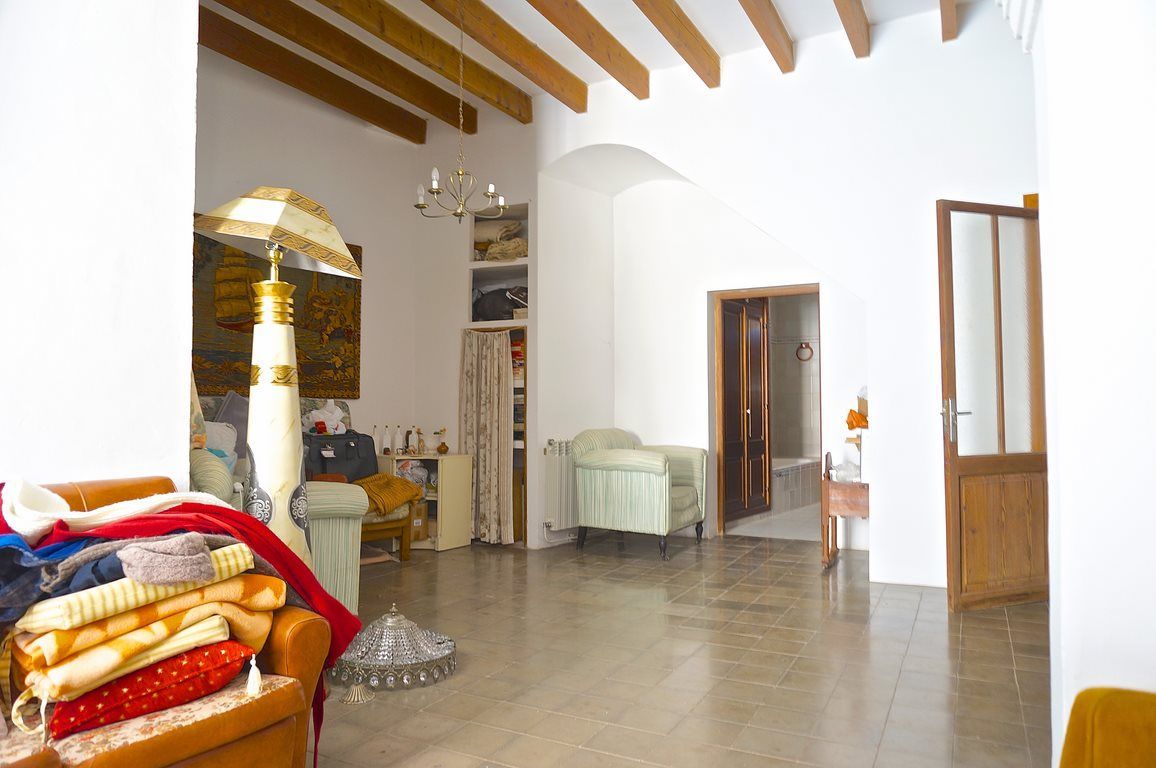 Town House with Garden, Terrace and Views in Ses Salines | 260 m²