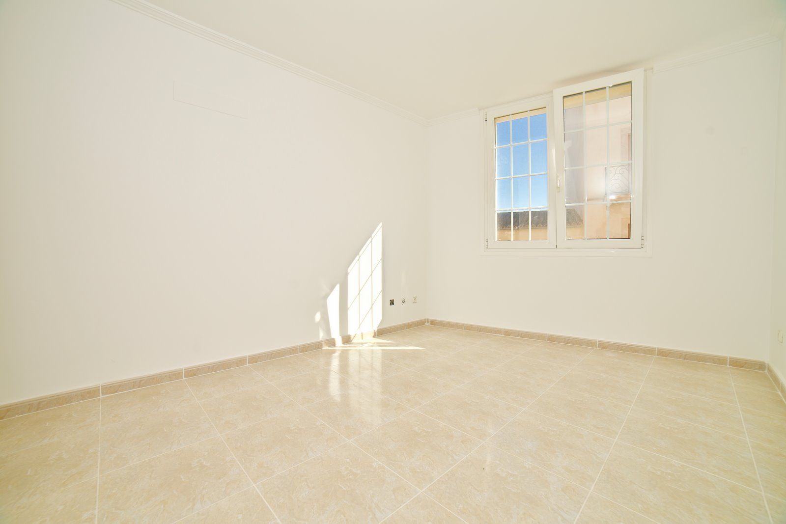 Piso en venta en Campos con gran terraza y 3 habitaciones