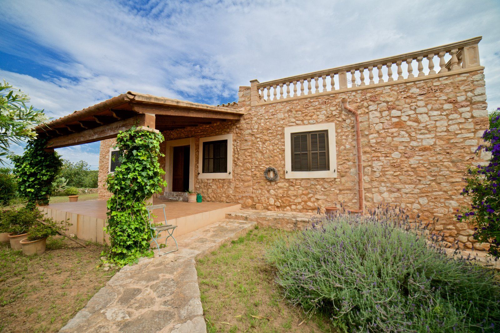 Landhaus mit Pool und Meerblick bei Santanyí – Mallorca