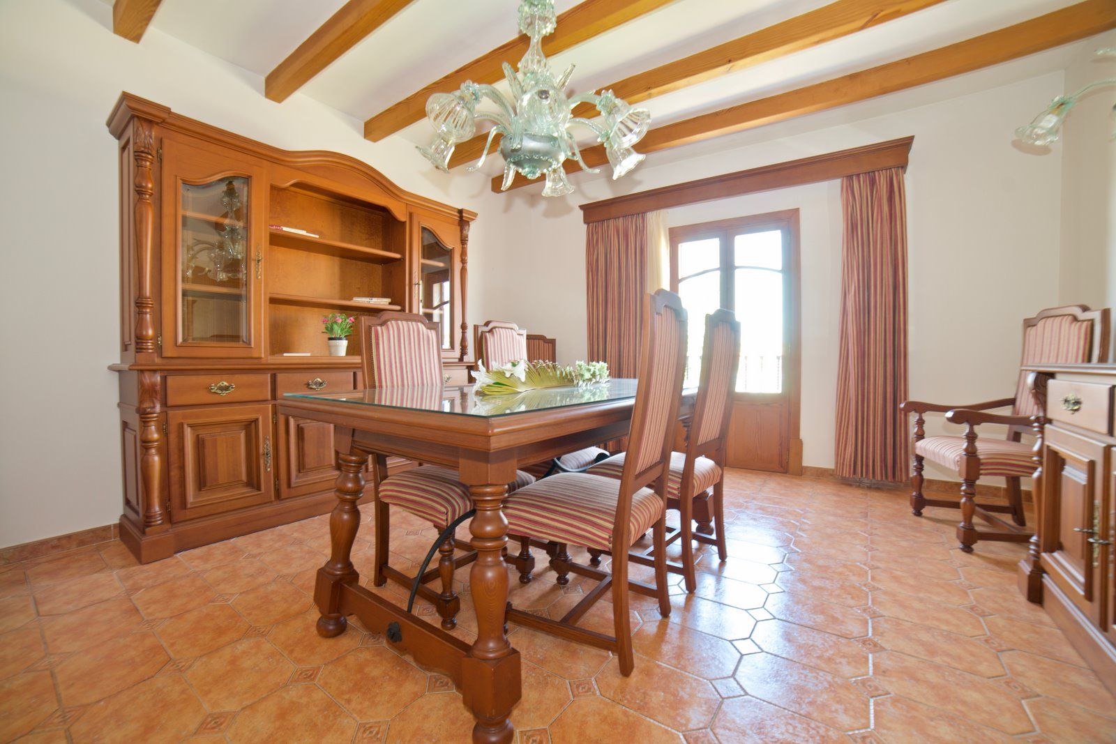 2-1161-Villasyfincasmallorca.jpg Penthouse zur Miete in Campos: 4 Schlafzimmer, 205 m²