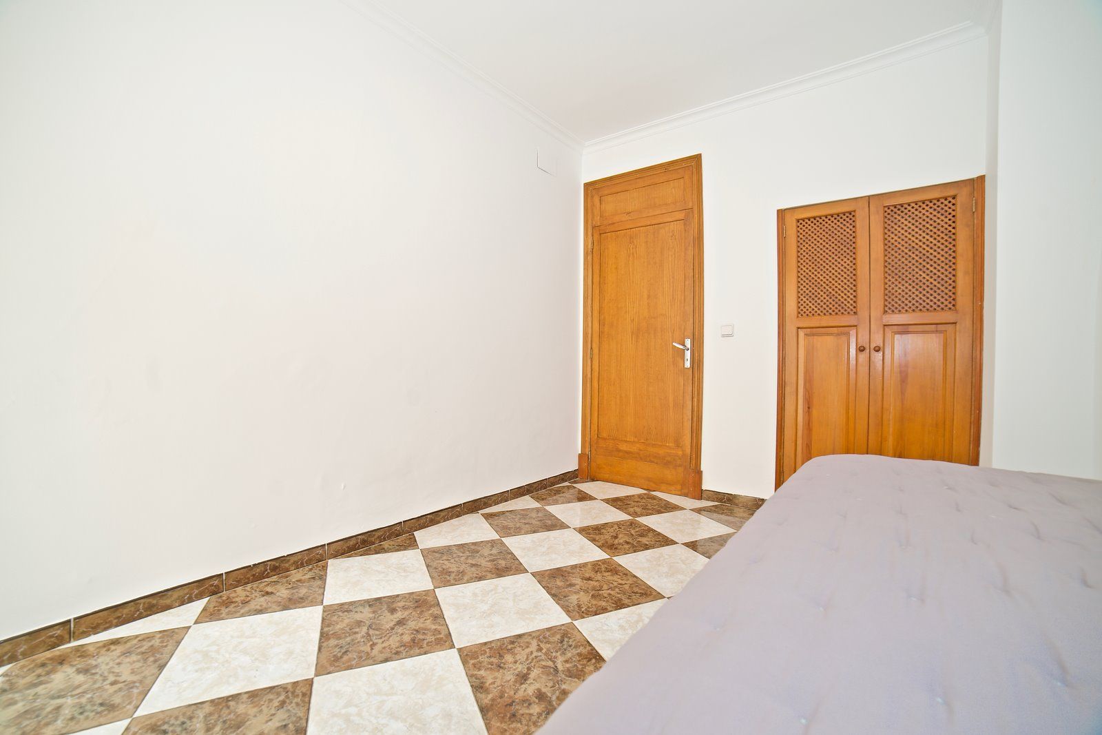 2-1186-Villasyfincasmallorca.jpg Furnished Ground-Floor Apartment for Rent in Ses Salines