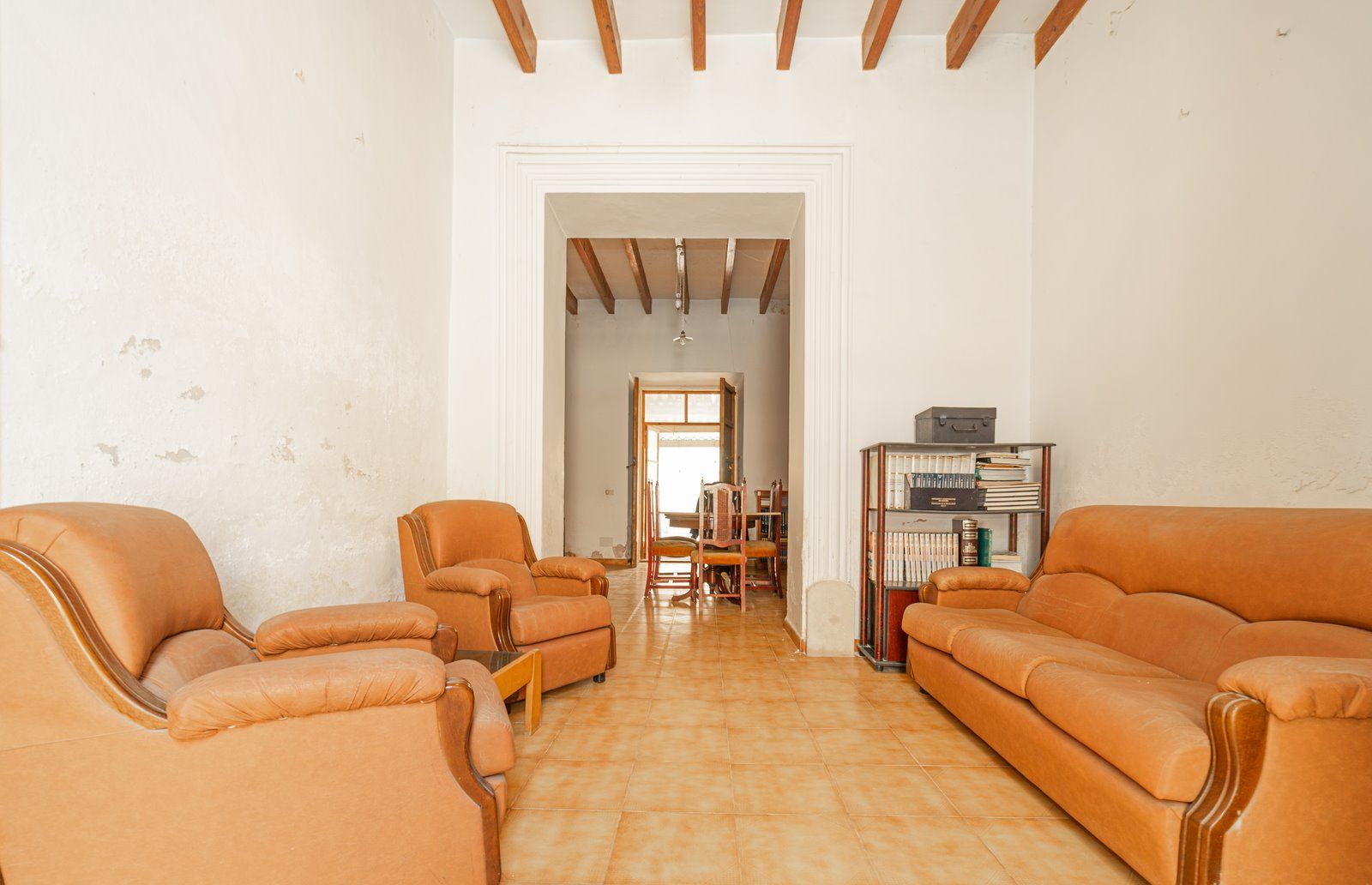 2-1201-Villasyfincasmallorca.jpg Casa de pueblo en Es Llombards con patio y terraza | 278 m²