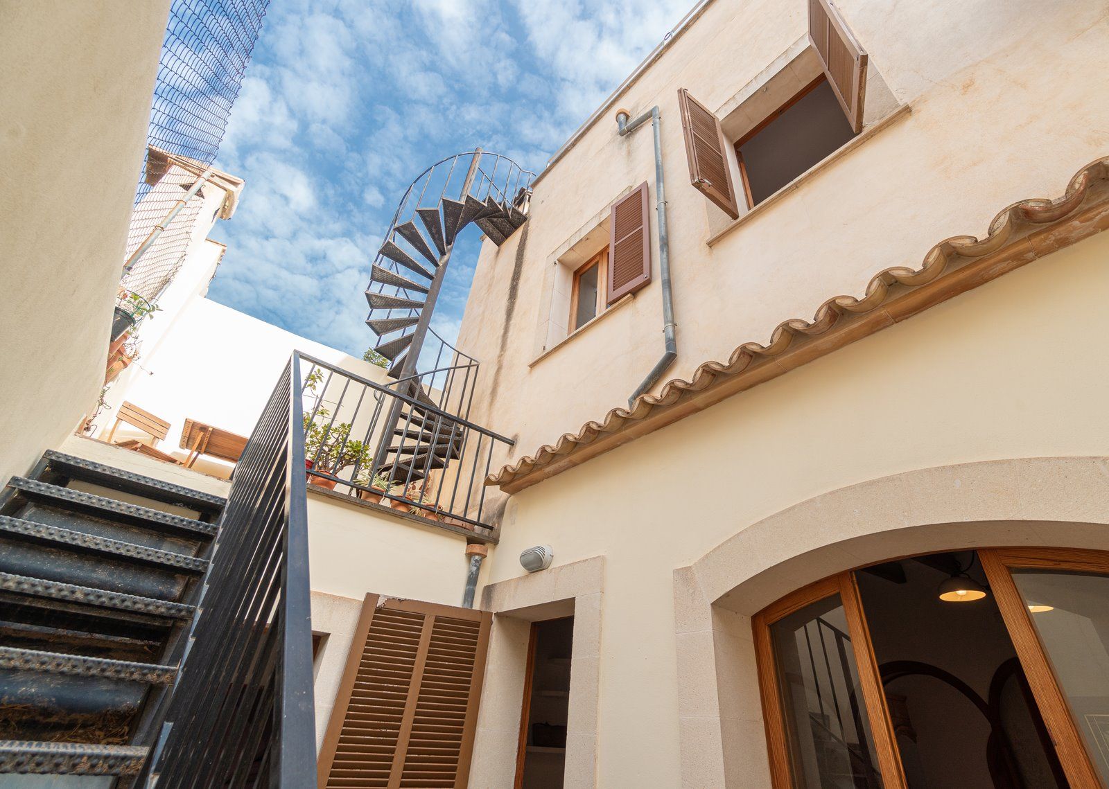 2-1225-Villasyfincasmallorca.jpg Alquiler casa de pueblo en Llucmajor: renovada, con patio y solárium