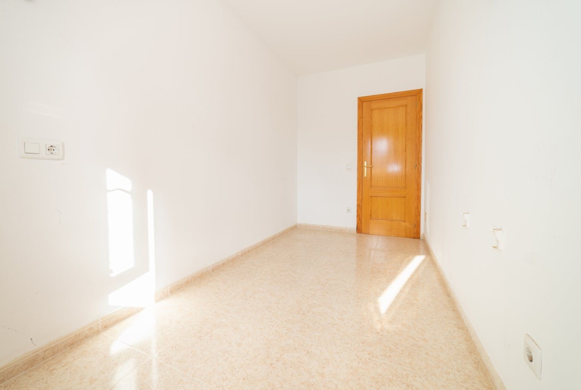 Amplio piso de 4 habitaciones con balcones en Felanitx