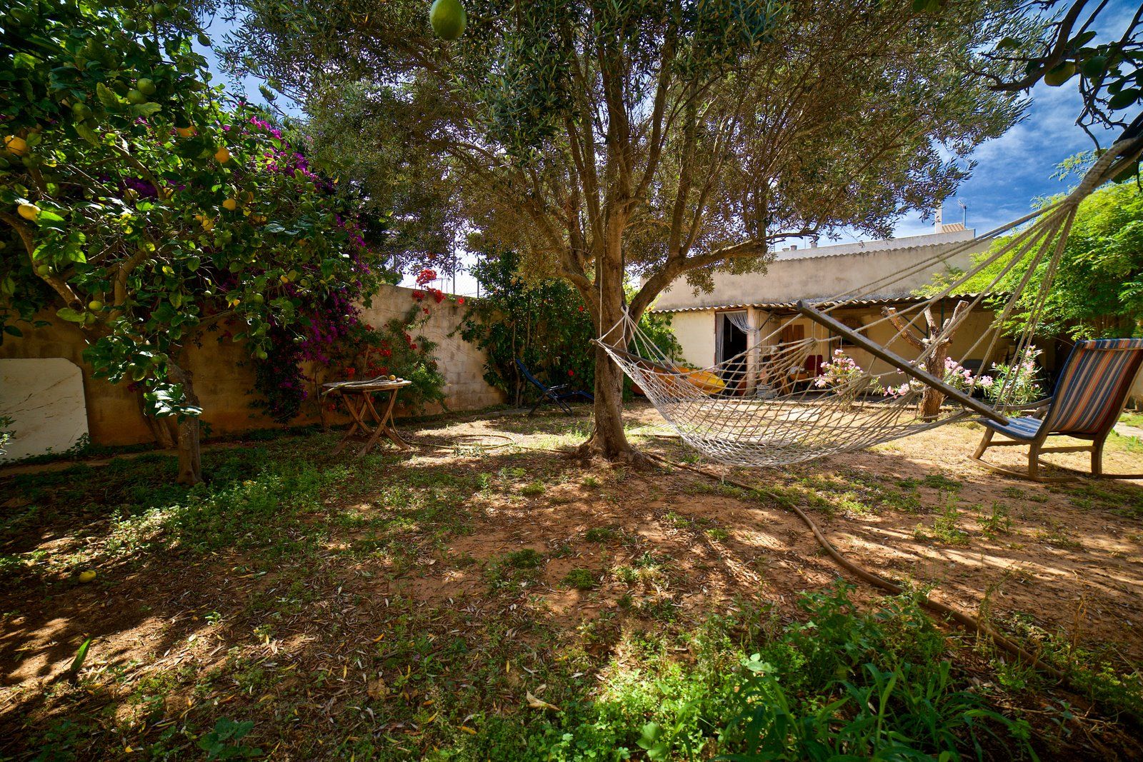 2-2005-Villasyfincasmallorca.jpg Haus mit Garten & Kamin zum Kauf in s’Estanyol, Mallorca